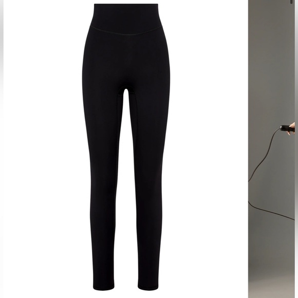 NWT Monday Body Acadia 29’’ Legging - Picture 2 of 3